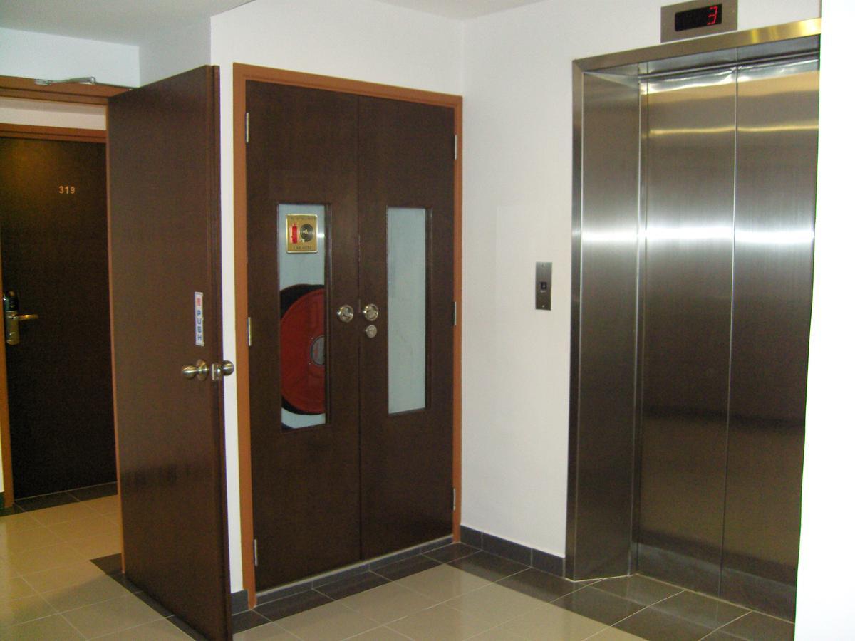 Hotel Orient Johor Bahru Esterno foto
