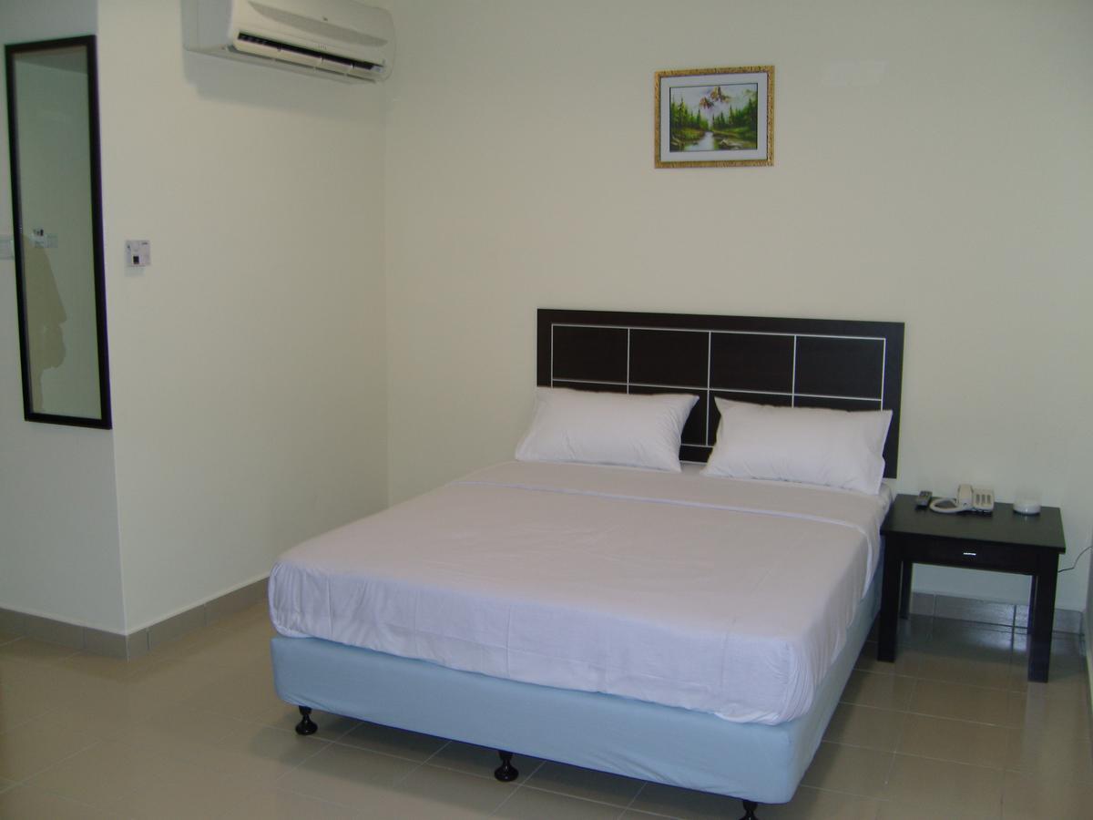 Hotel Orient Johor Bahru Esterno foto