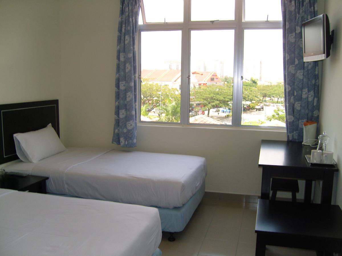 Hotel Orient Johor Bahru Esterno foto