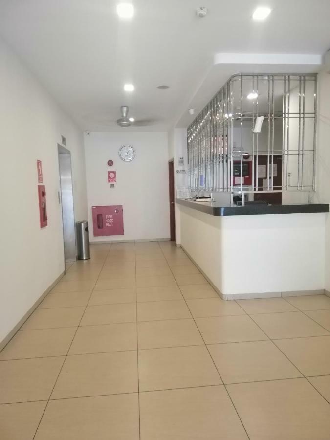 Hotel Orient Johor Bahru Esterno foto